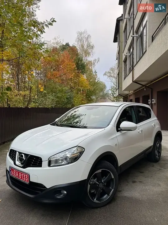 Nissan Qashqai 2012 photo 5