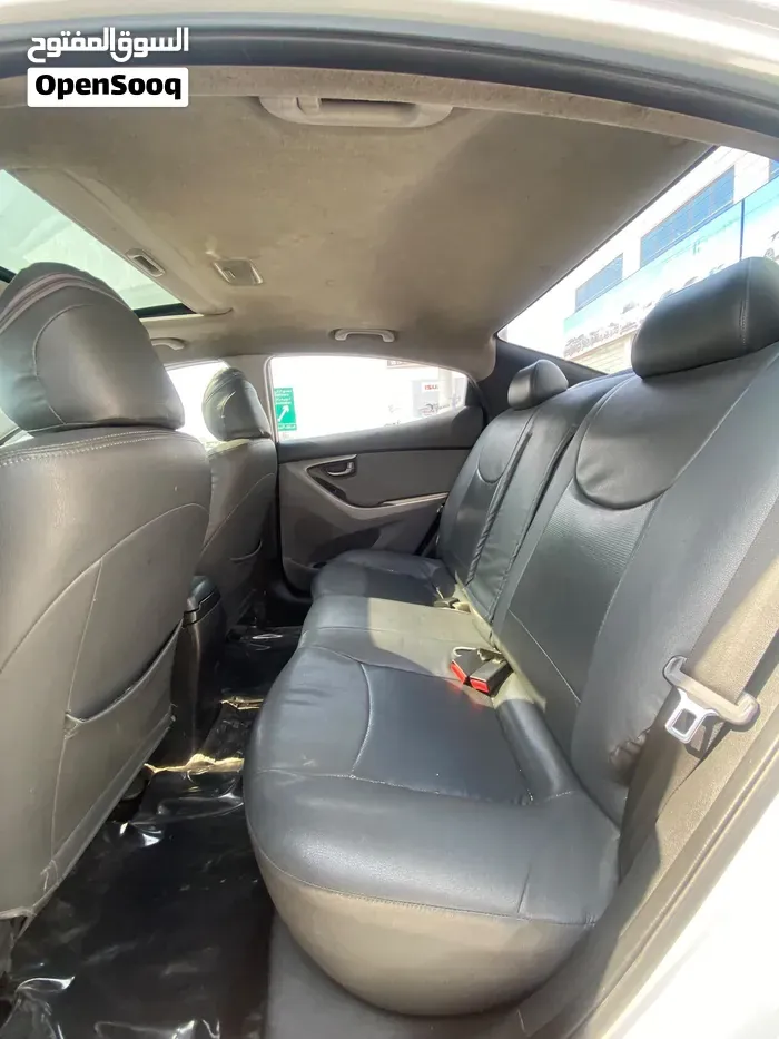 Hyundai Elantra 2014 photo 2