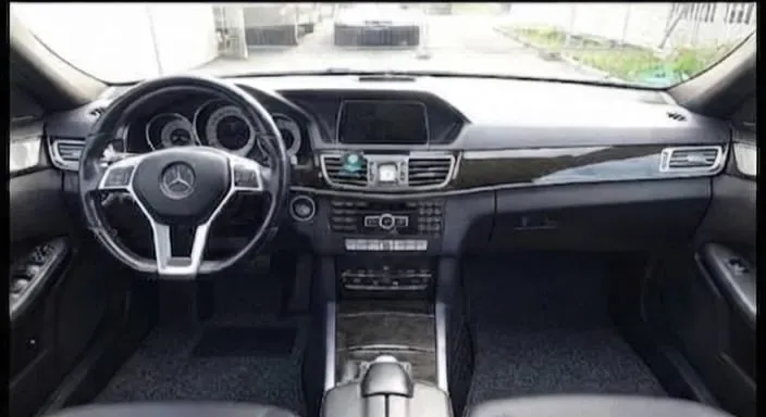 Mercedes-Benz E-Class 2014 photo 2