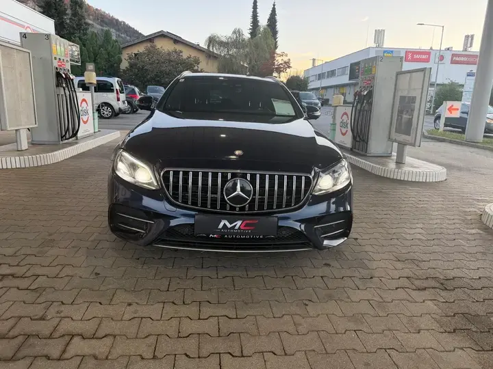 Mercedes-Benz E-Class 2018 photo 3