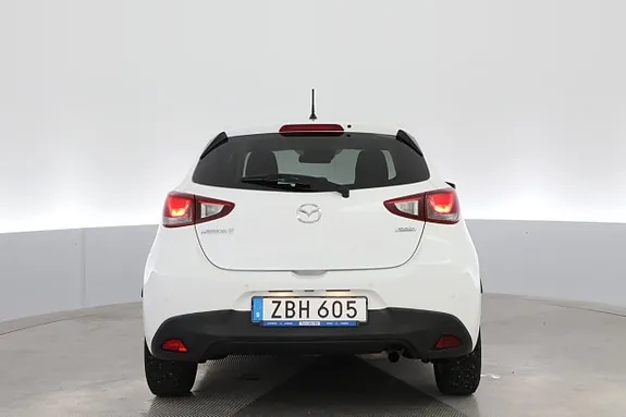 Mazda 2 2017 photo 2