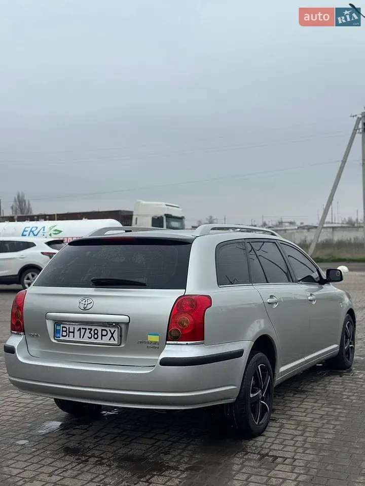 Toyota Avensis 2005 photo 3