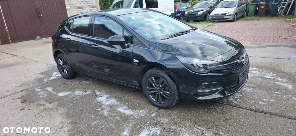 Opel Astra 2020 photo 2