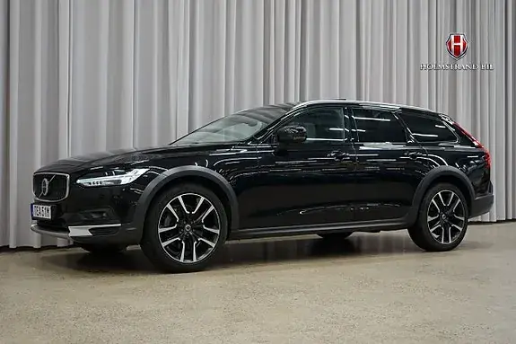 Volvo V90 Cross Country 2023 photo 3