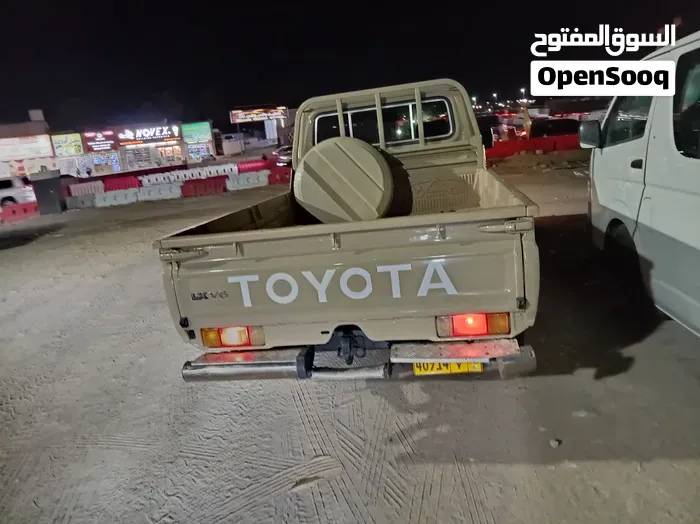 Toyota Land Cruiser 2012 photo 3
