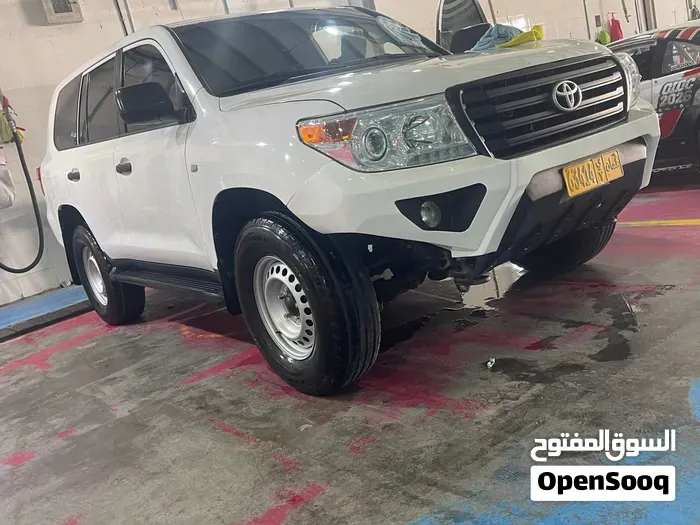 Toyota Land Cruiser 2012 photo 5