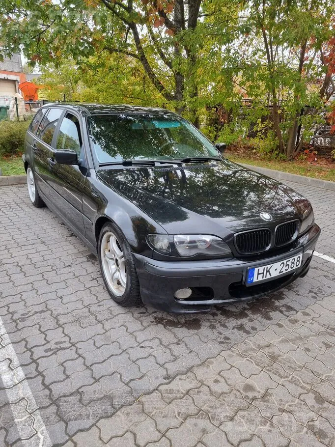 BMW 318 2003 photo 3
