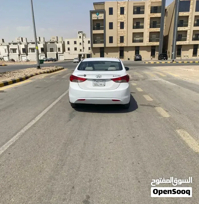 Hyundai Elantra 2013 photo 4
