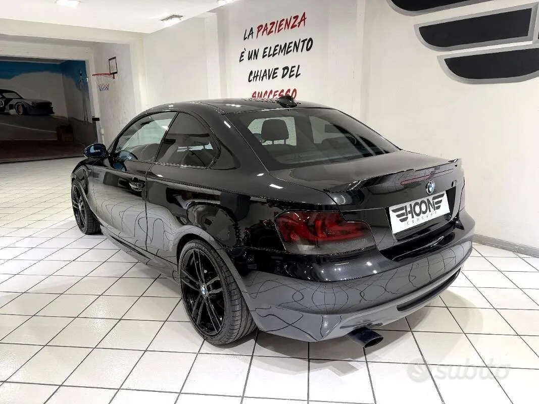 BMW 1 Series 2009 photo 5