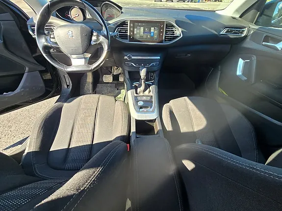 Peugeot 308 2016 photo 3