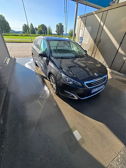 Peugeot 308 2016 photo 2