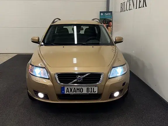 Volvo V50 2009 photo 2