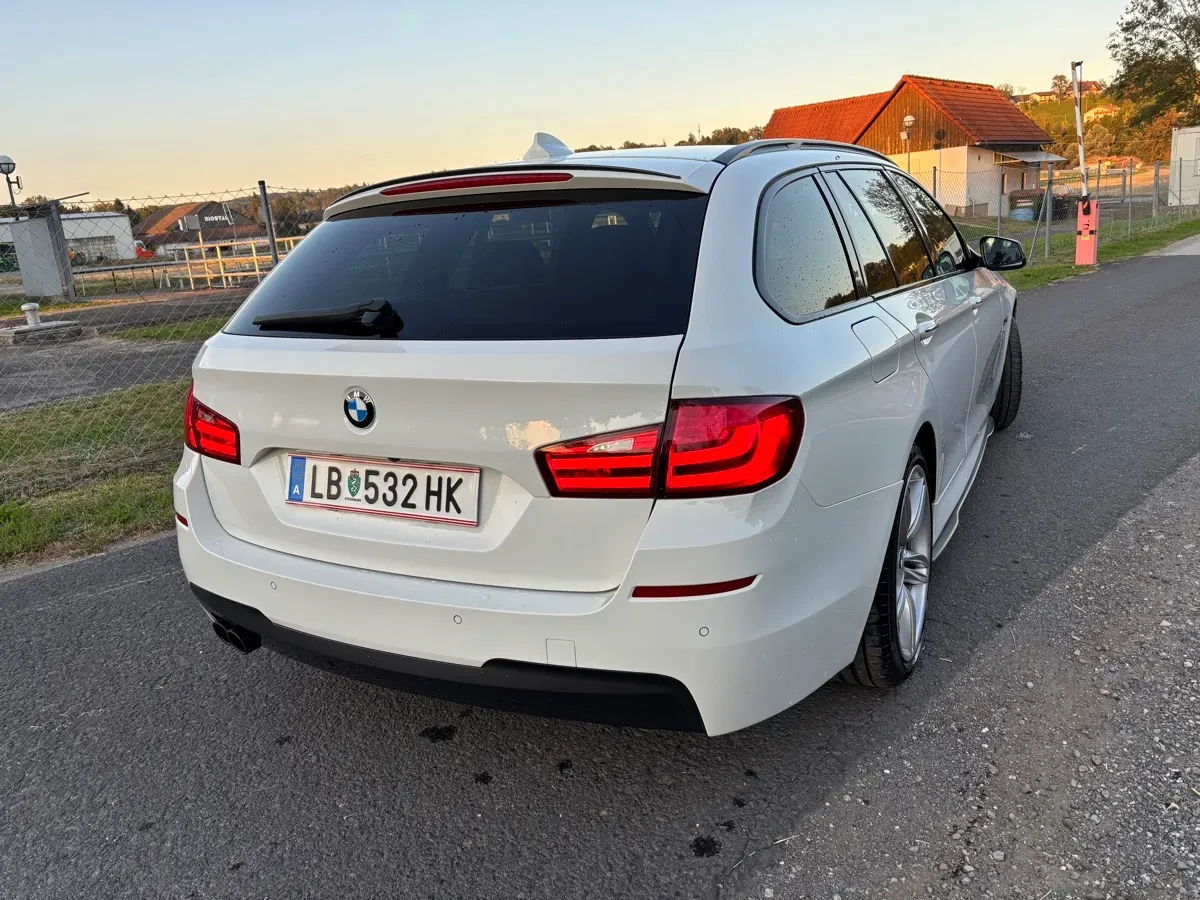 BMW 5 Series 2012 photo 3