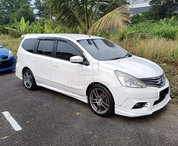 Nissan Grand Livina