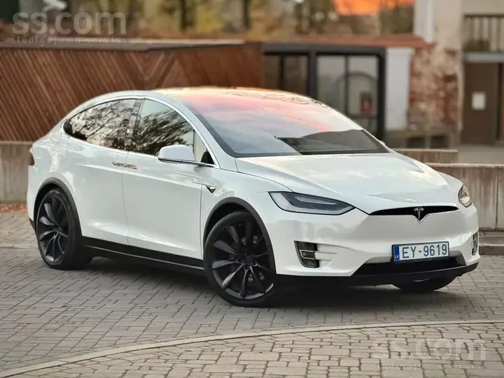Tesla Model X