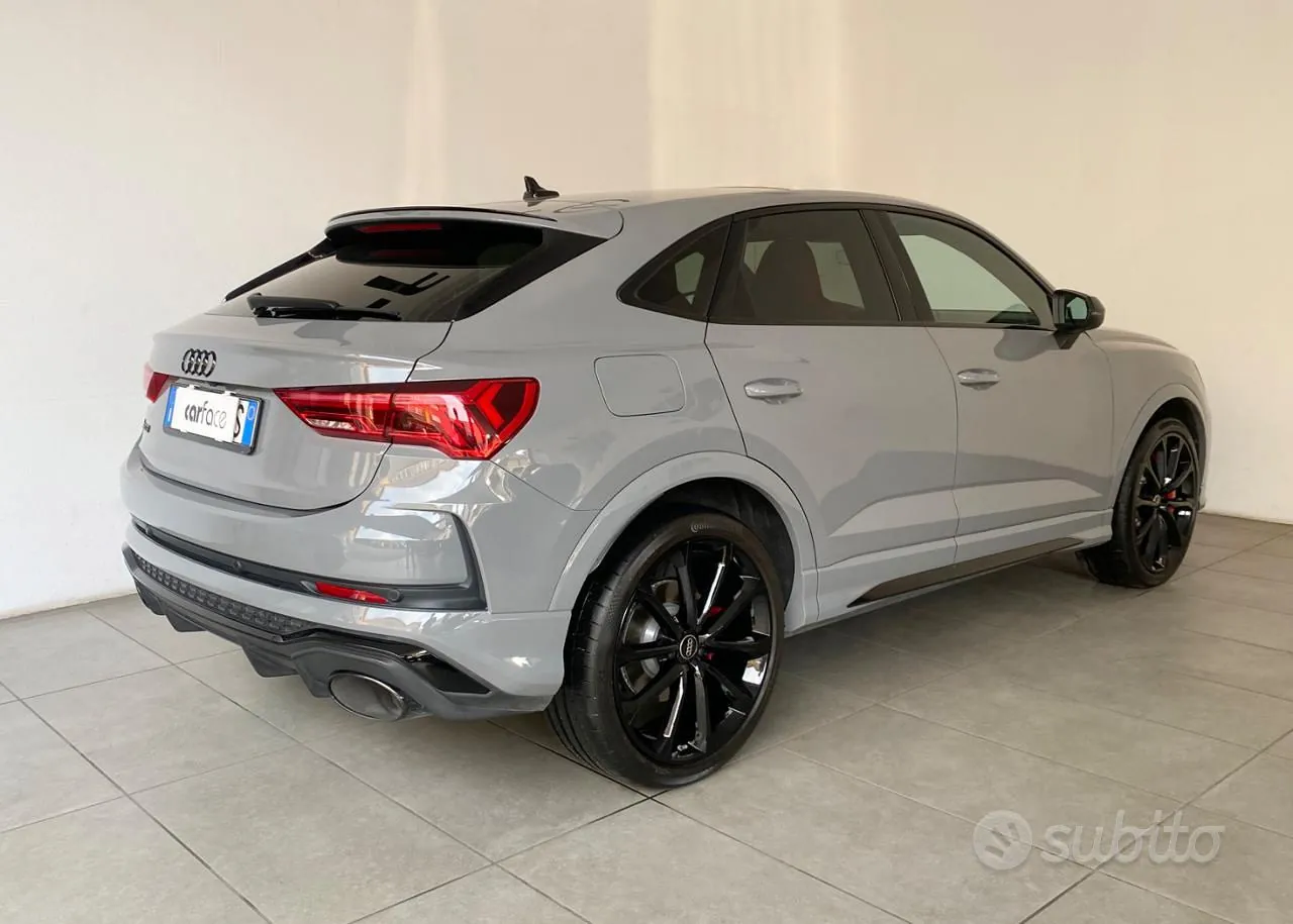 Audi Q3 2023 photo 3