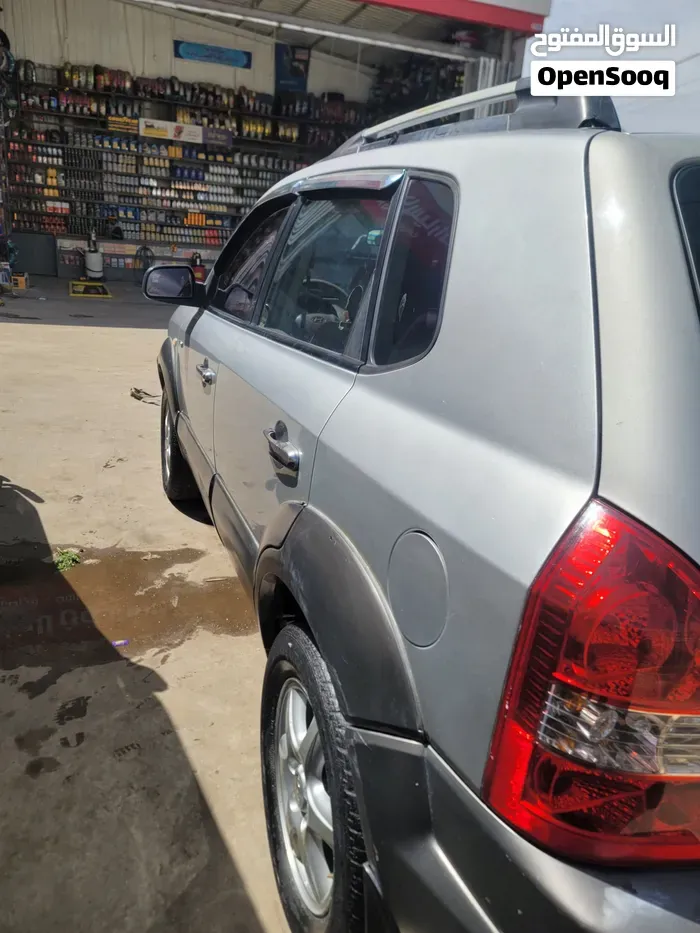 Hyundai Tucson 2005 photo 2
