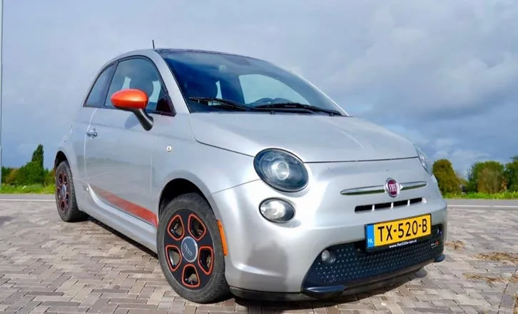 Fiat 500E