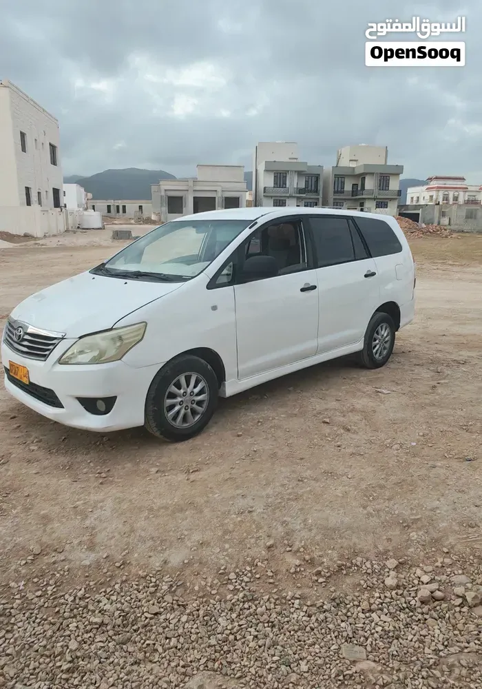 Toyota Innova 2015 photo 2