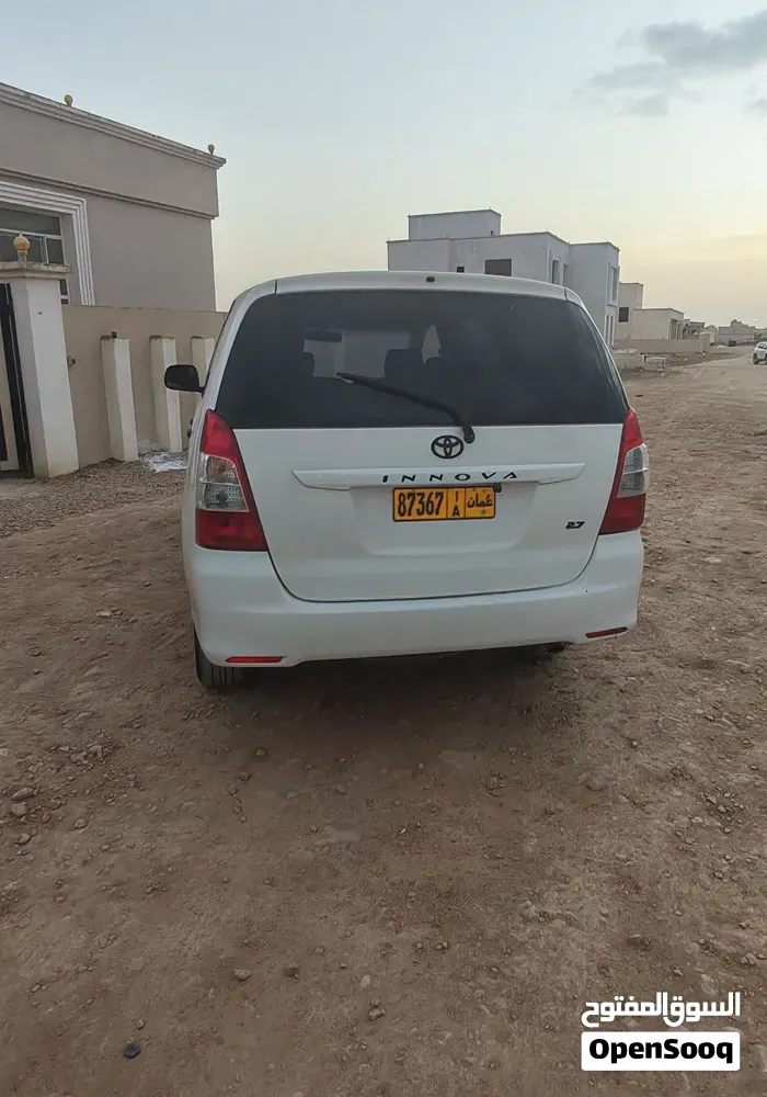 Toyota Innova 2015 photo 3