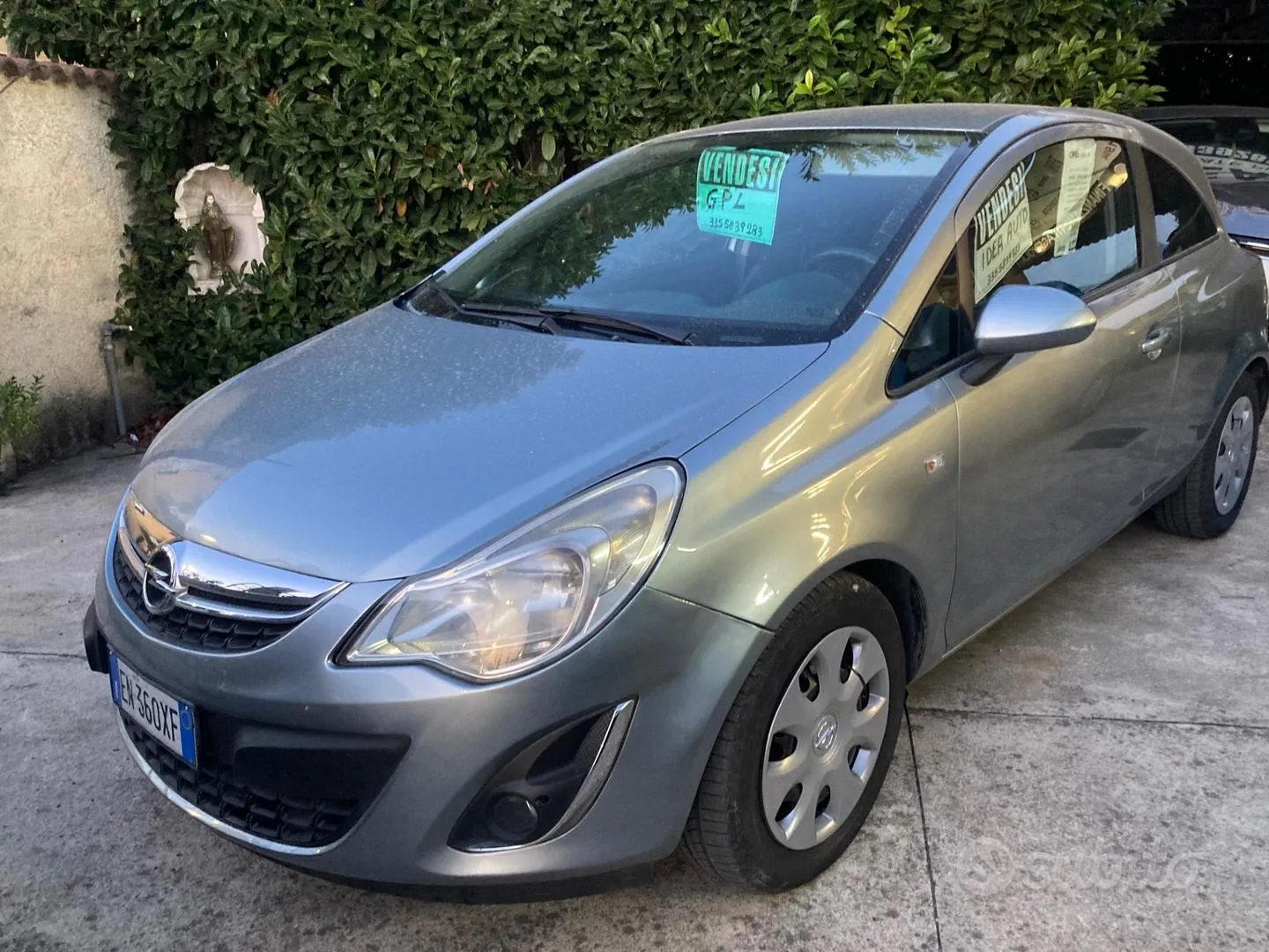 Opel Corsa 2012 photo 2