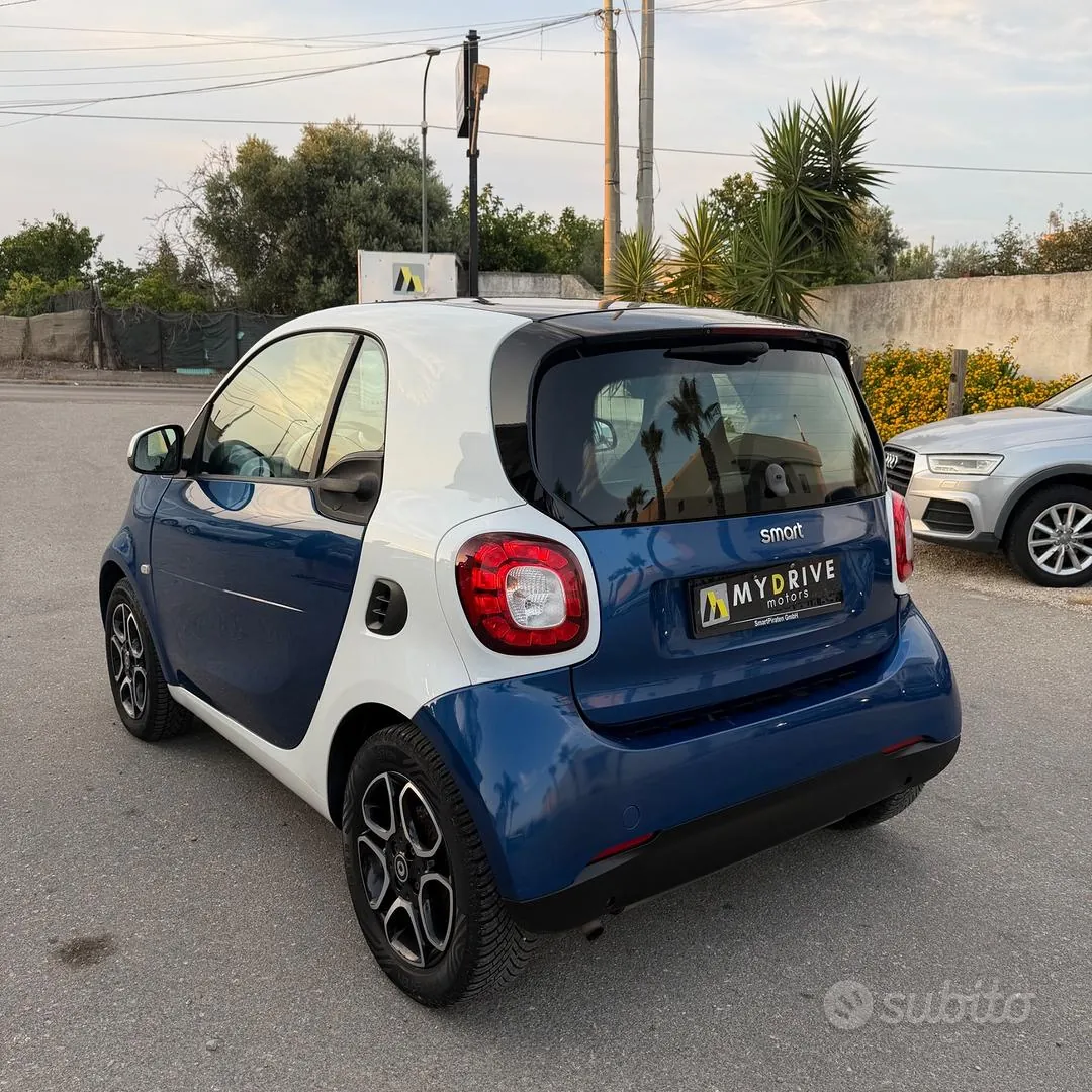 Smart Fortwo 2015 photo 4