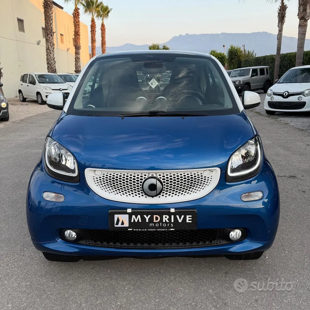 Smart Fortwo 2015 photo 2