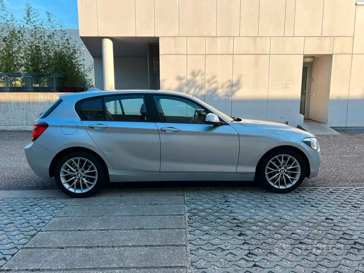 BMW 114I 2012 photo 4