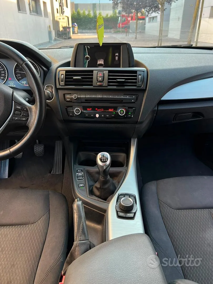 BMW 114I 2012 photo 5