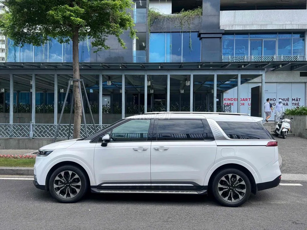Kia Carnival 2023 photo 3