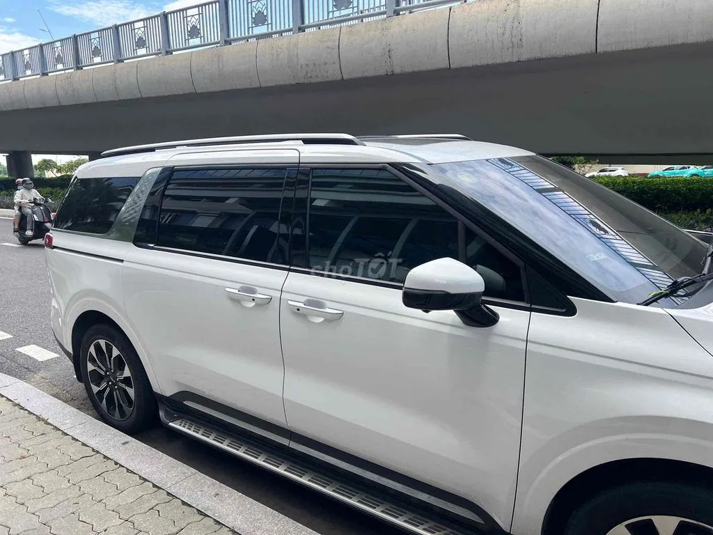 Kia Carnival 2023 photo 5
