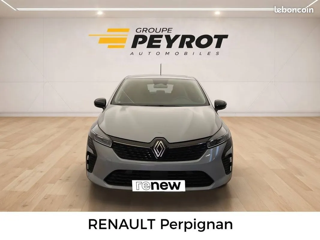 Renault Clio 2025 photo 2