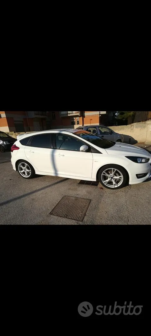 Ford Focus 2016 photo 2