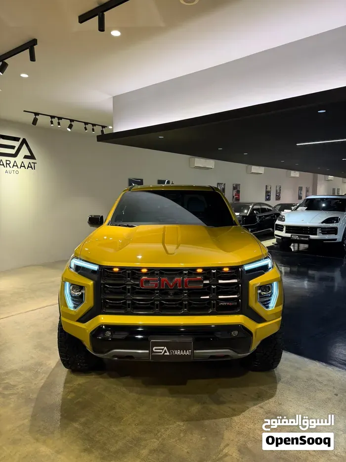GMC Canyon 2024 photo 2