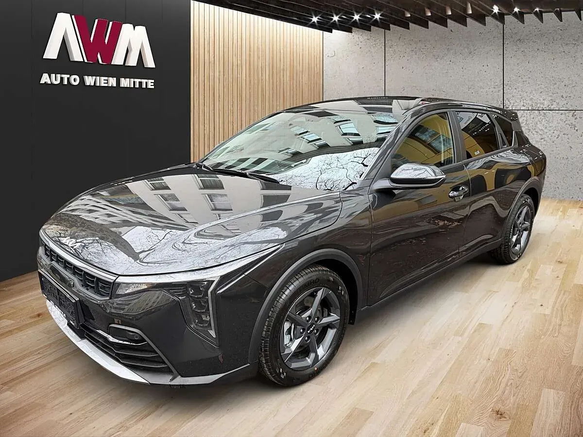 Kia K4