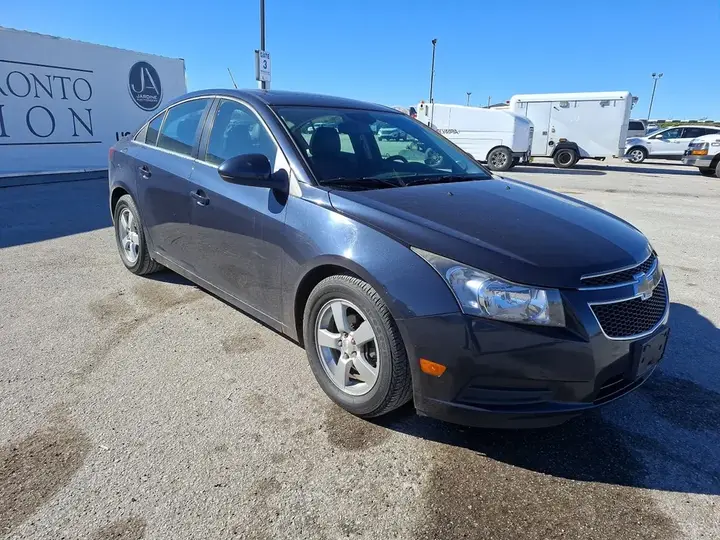 Chevrolet Cruze 2014 photo 3