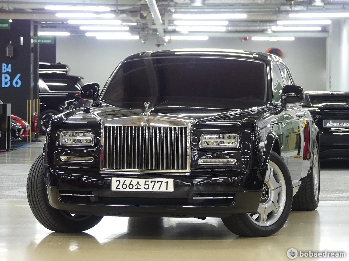 Rolls-Royce Phantom