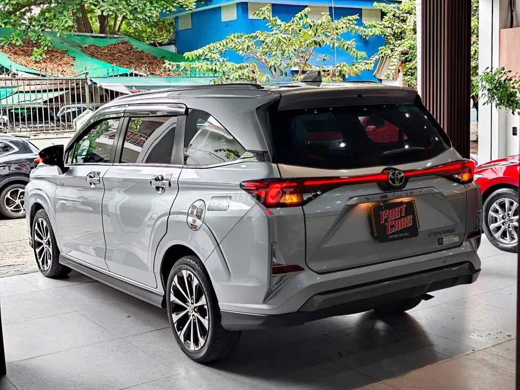Toyota Veloz Cross 2024 photo 3