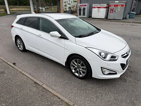 Hyundai I40