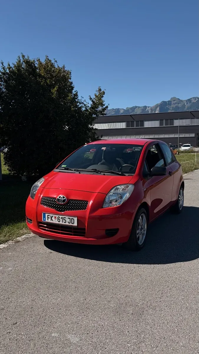 Toyota Yaris 2006 photo 2