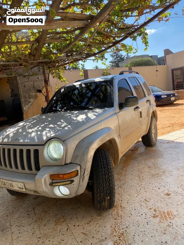 Jeep Liberty 2007 photo 2