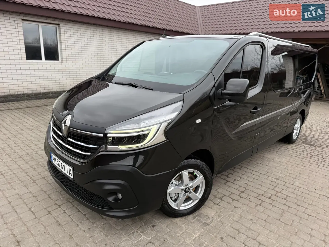 Renault Trafic 2021 photo 2