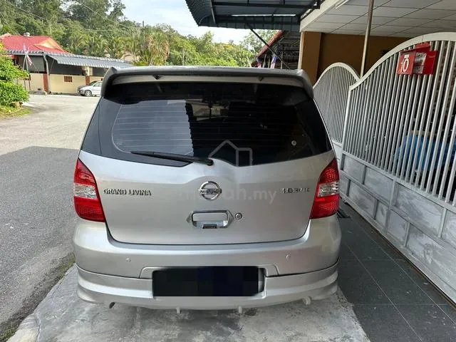 Nissan Grand Livina