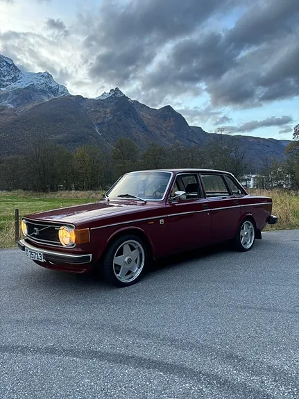 Volvo 140 1974 photo 2