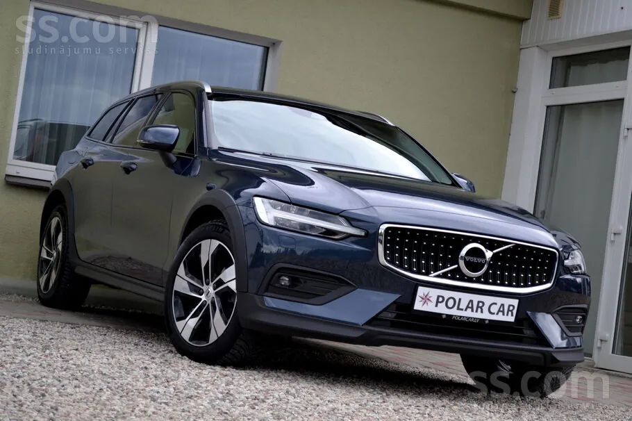 Volvo V60 2021 photo 2