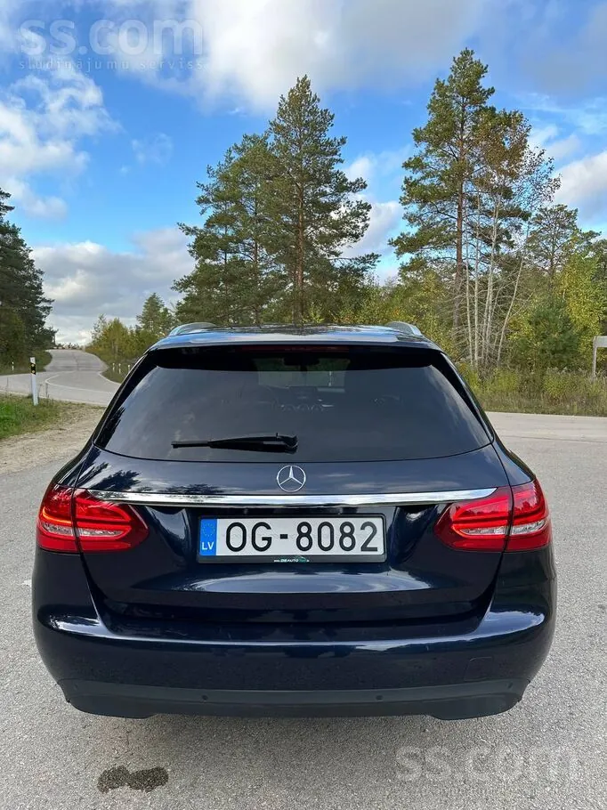 Mercedes-Benz C220D 2014 photo 5