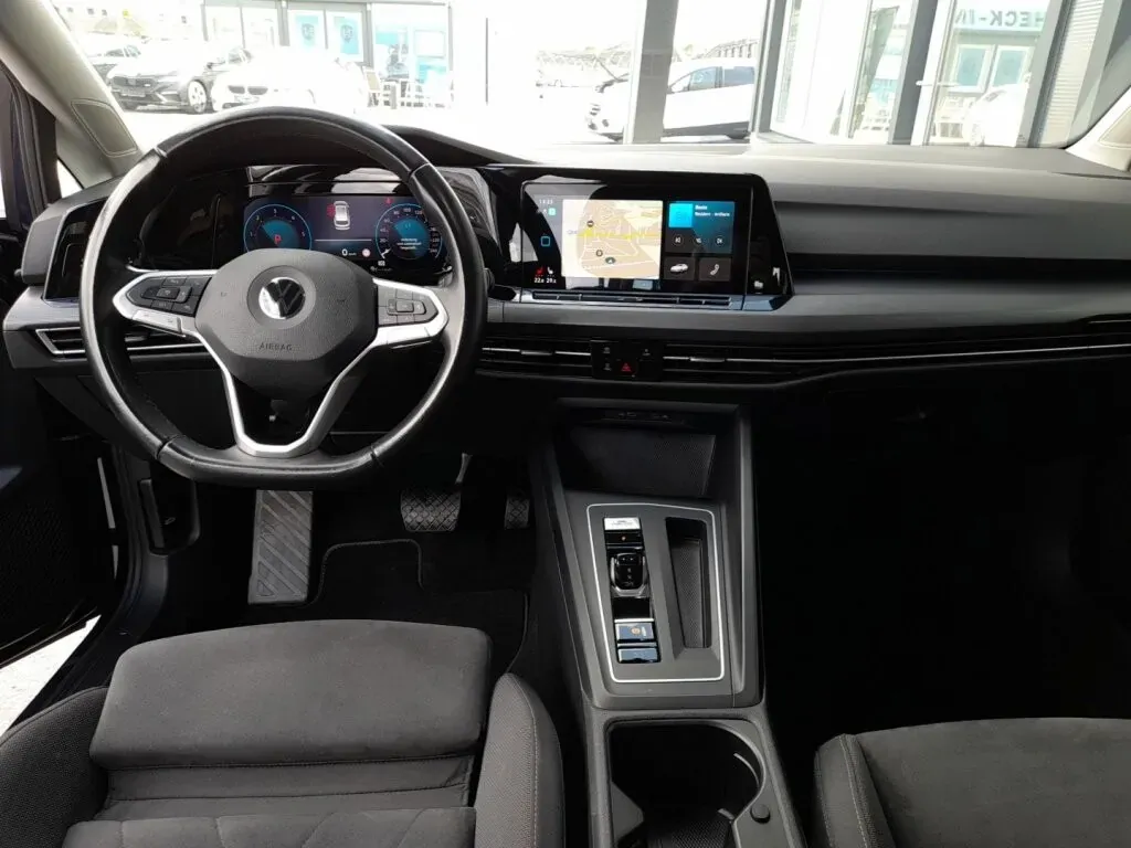Volkswagen Golf 2021 photo 3