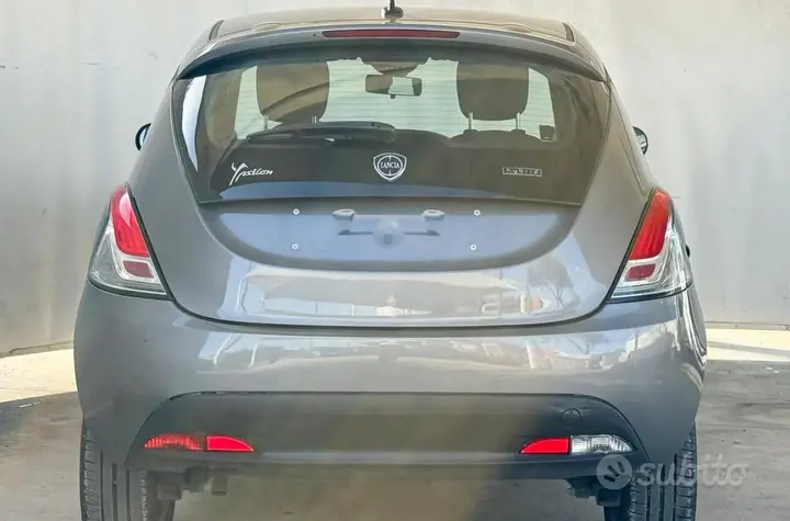 Lancia Ypsilon 2022 photo 4