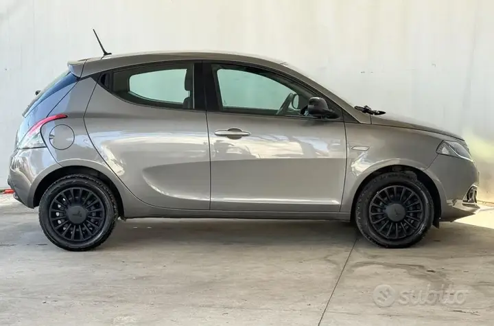 Lancia Ypsilon 2022 photo 5