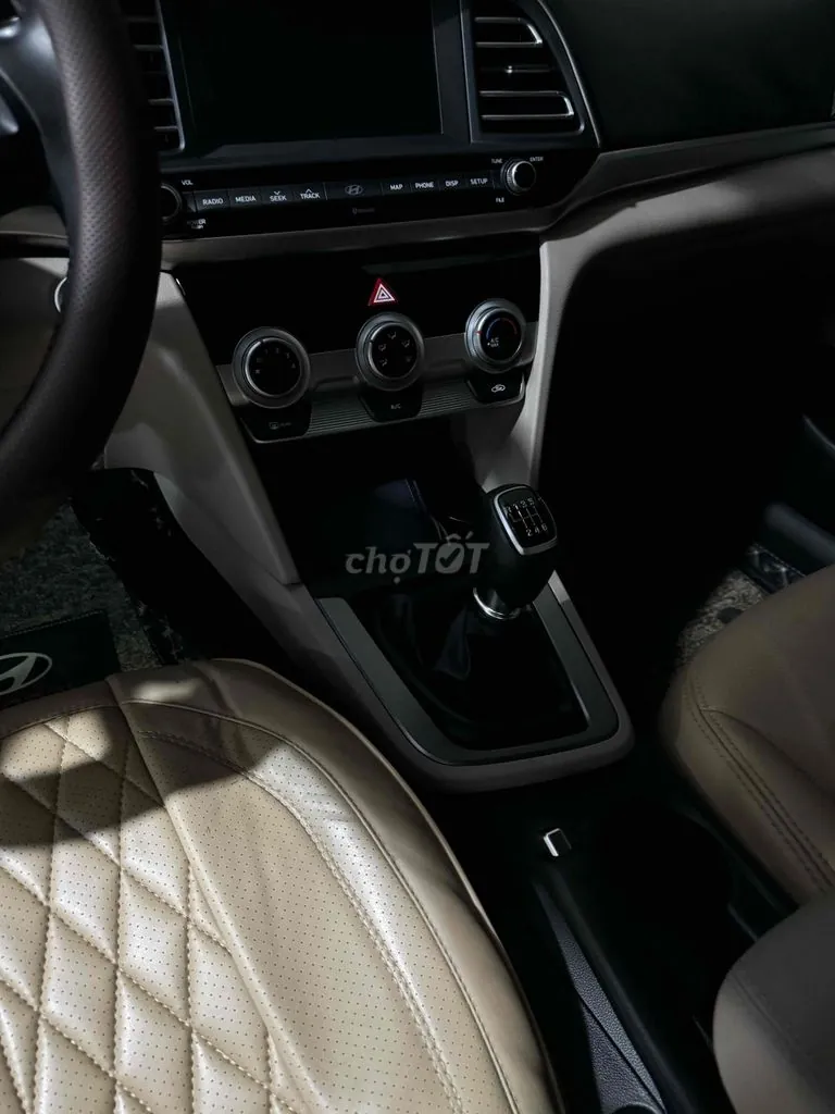 Hyundai Elantra 2019 photo 5
